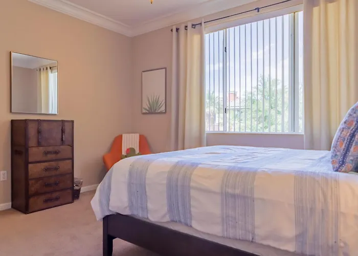 Gated Heated Pool Putt Near Papago * Phoenix